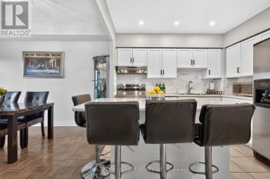 606 - 32 TANNERY STREET Mississauga (Streetsville) Ontario photo 8