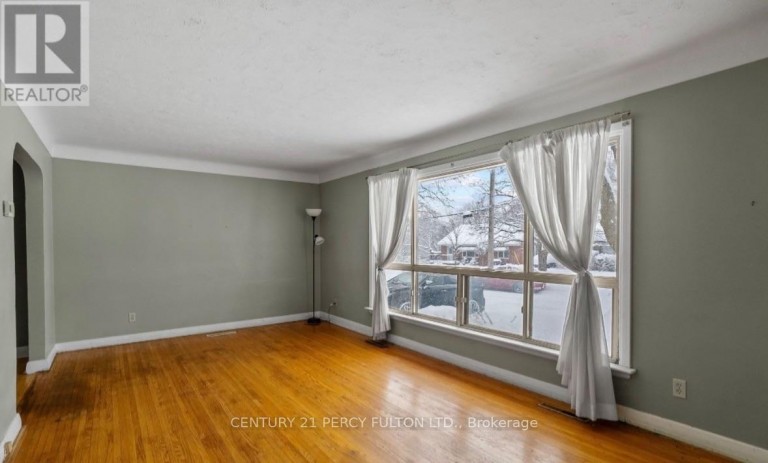 711 VICTORIA STREET, London East (East C), Ontario, N5Y4C5
