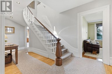160 JOHN STREET E North Huron (Wingham) Ontario photo 12