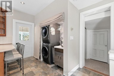 160 JOHN STREET E North Huron (Wingham) Ontario photo 18