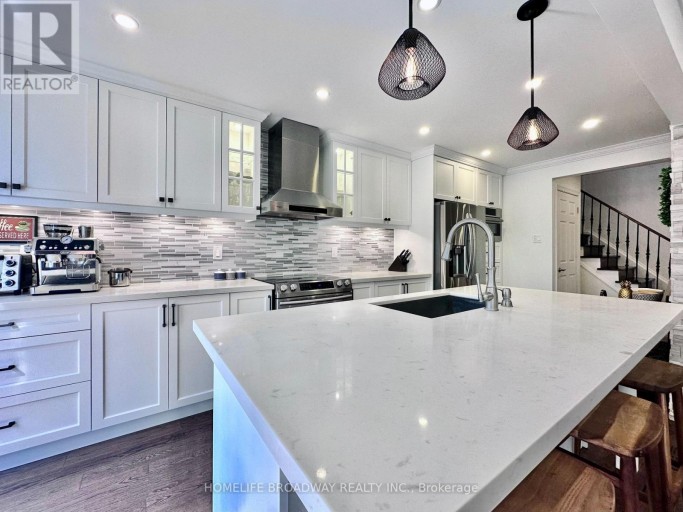51 JONATHAN GATE, Vaughan (Crestwood-Springfarm-Yorkhill), Ontario, L4J5K4