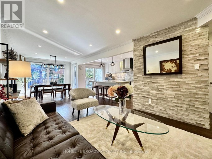 51 JONATHAN GATE, Vaughan (Crestwood-Springfarm-Yorkhill), Ontario, L4J5K4