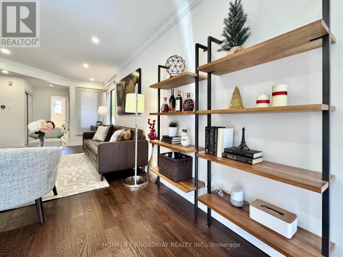 51 JONATHAN GATE, Vaughan (Crestwood-Springfarm-Yorkhill), Ontario, L4J5K4