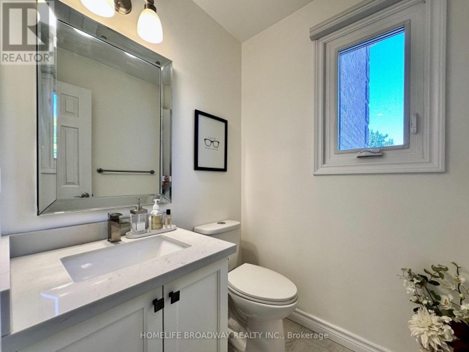 51 JONATHAN GATE, Vaughan (Crestwood-Springfarm-Yorkhill), Ontario, L4J5K4