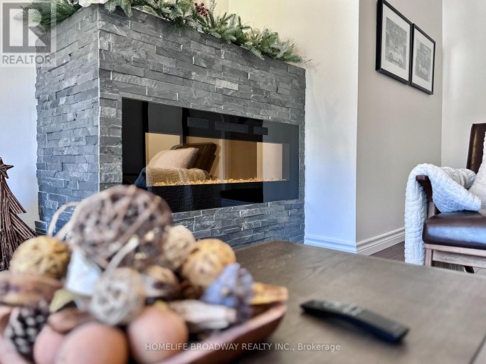 51 JONATHAN GATE, Vaughan (Crestwood-Springfarm-Yorkhill), Ontario, L4J5K4