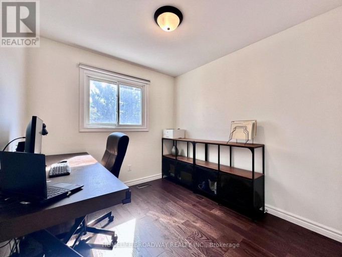 51 JONATHAN GATE, Vaughan (Crestwood-Springfarm-Yorkhill), Ontario, L4J5K4