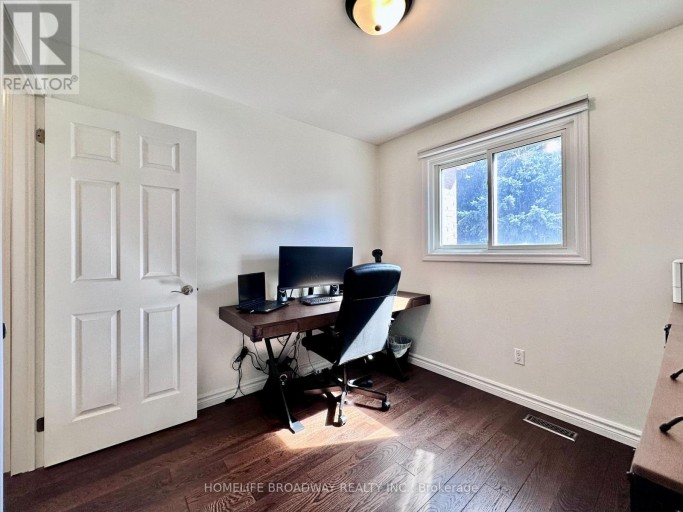 51 JONATHAN GATE, Vaughan (Crestwood-Springfarm-Yorkhill), Ontario, L4J5K4