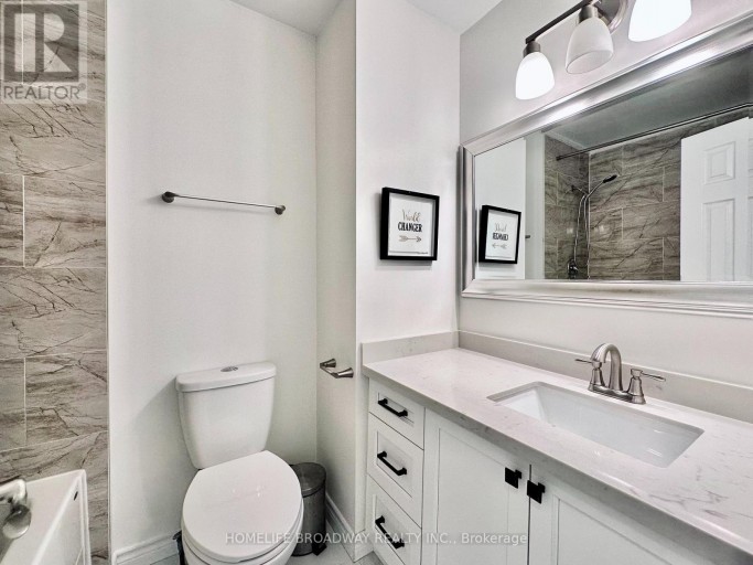 51 JONATHAN GATE, Vaughan (Crestwood-Springfarm-Yorkhill), Ontario, L4J5K4