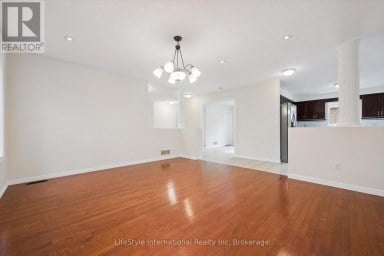 4 DAVIS STREET Guelph (Grange Road) Ontario photo 13