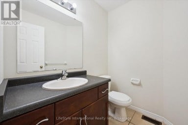 4 DAVIS STREET Guelph (Grange Road) Ontario photo 26