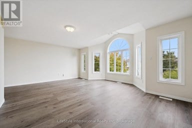 4 DAVIS STREET Guelph (Grange Road) Ontario photo 30