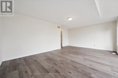 4 DAVIS STREET Guelph (Grange Road) Ontario photo 31