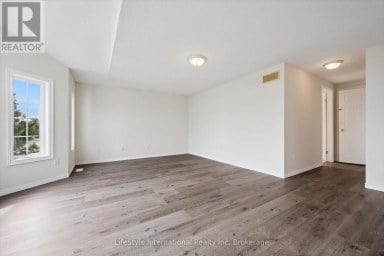 4 DAVIS STREET Guelph (Grange Road) Ontario photo 32