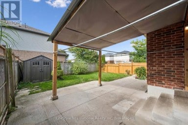 4 DAVIS STREET Guelph (Grange Road) Ontario photo 45
