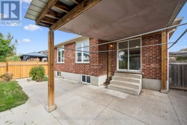 4 DAVIS STREET Guelph (Grange Road) Ontario photo 50