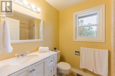 244 RIDGEWOOD ROAD Peterborough (Monaghan Ward 2) Ontario photo 15