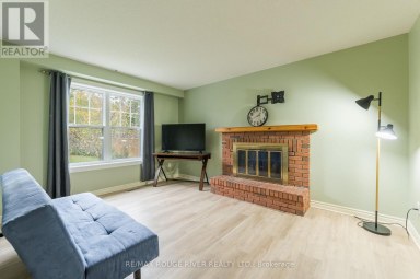244 RIDGEWOOD ROAD Peterborough (Monaghan Ward 2) Ontario photo 6