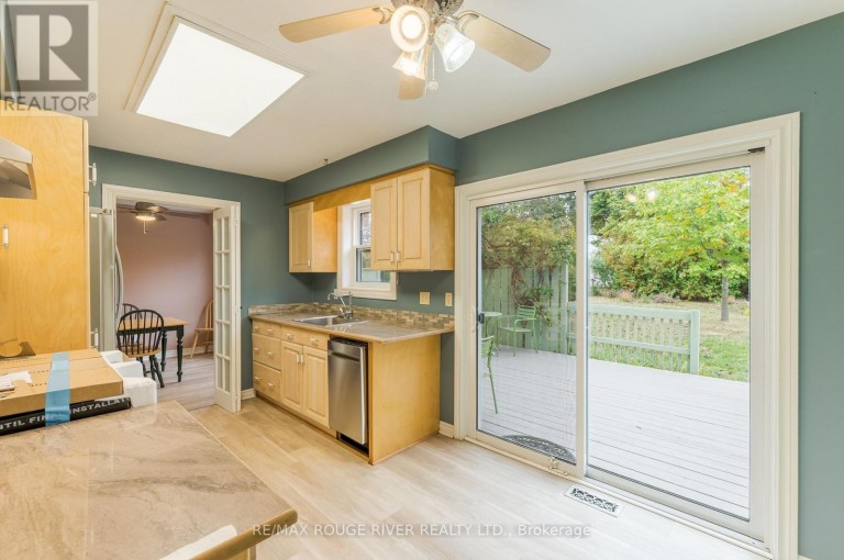 244 RIDGEWOOD ROAD, Peterborough (Monaghan Ward 2), Ontario, K9J8A3