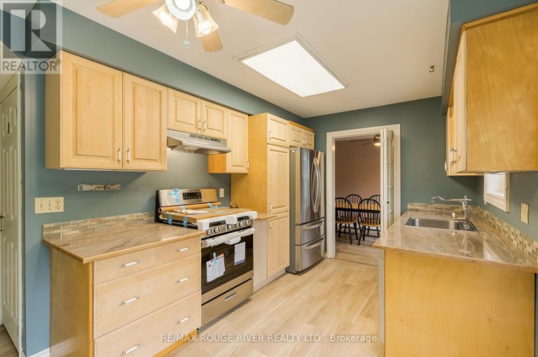 244 RIDGEWOOD ROAD, Peterborough (Monaghan Ward 2), Ontario, K9J8A3