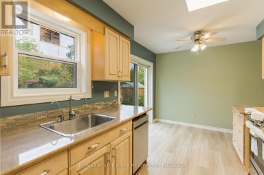 244 RIDGEWOOD ROAD Peterborough (Monaghan Ward 2) Ontario photo 9