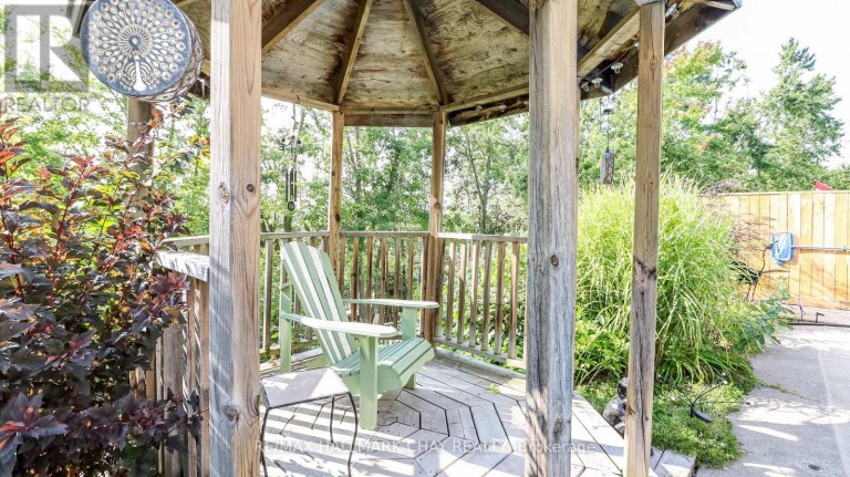 79 BROWNING TRAIL, Barrie (Letitia Heights), Ontario, L4N6J4