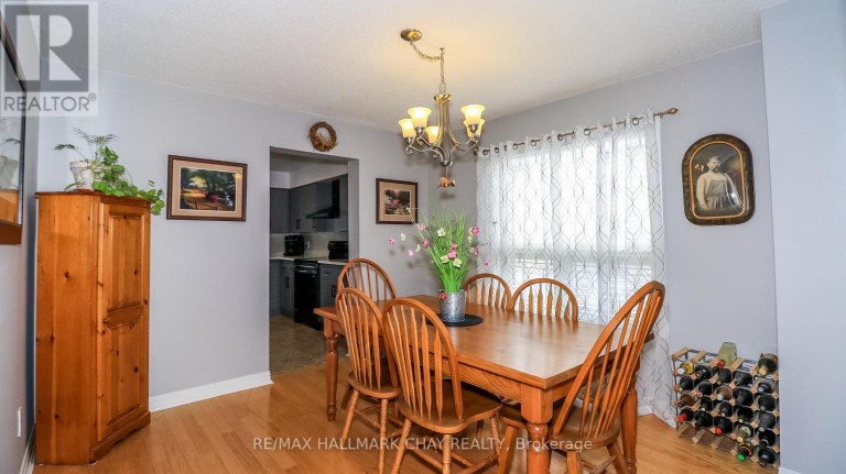 79 BROWNING TRAIL, Barrie (Letitia Heights), Ontario, L4N6J4