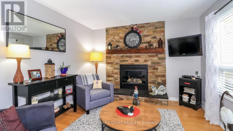 79 BROWNING TRAIL, Barrie (Letitia Heights), Ontario, L4N6J4