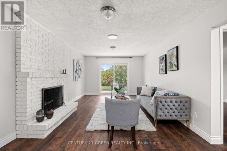 15 LADY STEWART BOULEVARD, Brampton (Westgate), Ontario, L6S3Y2