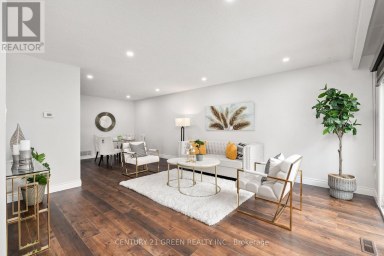 15 LADY STEWART BOULEVARD Brampton (Westgate) Ontario photo 2