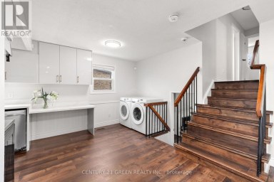 15 LADY STEWART BOULEVARD Brampton (Westgate) Ontario photo 9