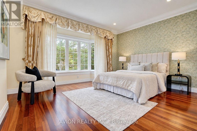 28 TALLY LANE, Toronto (Bayview Village), Ontario, M2K1V4