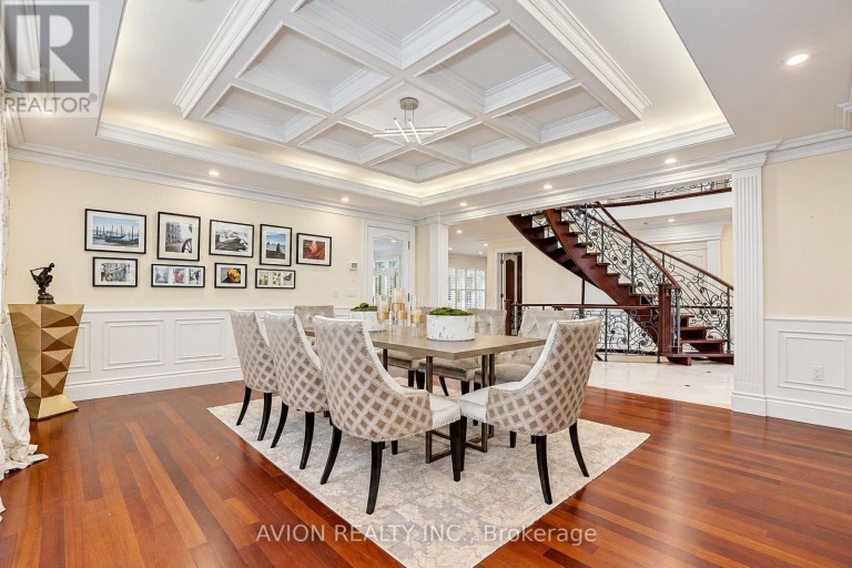 28 TALLY LANE, Toronto (Bayview Village), Ontario, M2K1V4