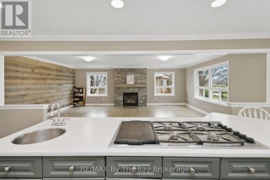 70 FAIRWAY CRESCENT Wasaga Beach Ontario photo 16