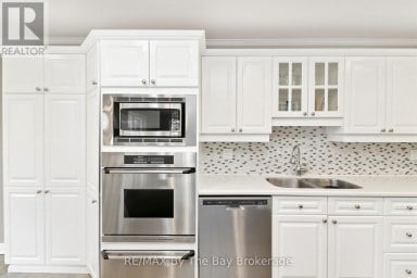 70 FAIRWAY CRESCENT Wasaga Beach Ontario photo 17