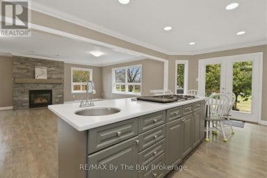 70 FAIRWAY CRESCENT Wasaga Beach Ontario photo 21