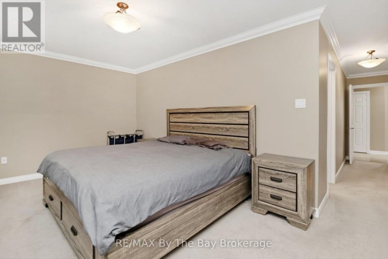 70 FAIRWAY CRESCENT, Wasaga Beach, Ontario, L9Z1B8