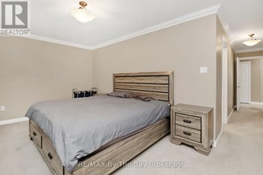 70 FAIRWAY CRESCENT Wasaga Beach Ontario photo 28