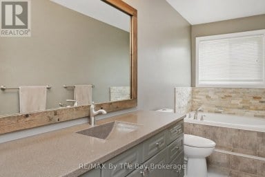 70 FAIRWAY CRESCENT Wasaga Beach Ontario photo 29