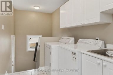 70 FAIRWAY CRESCENT Wasaga Beach Ontario photo 33