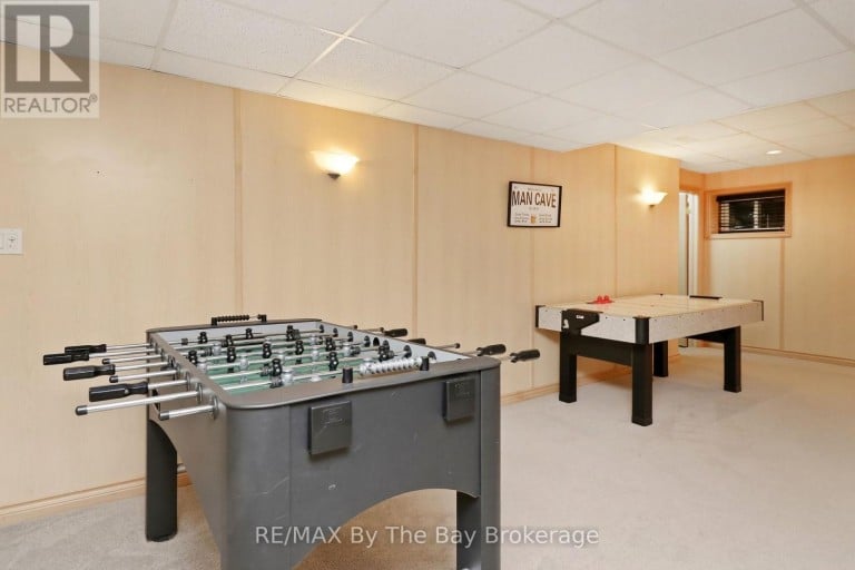 70 FAIRWAY CRESCENT, Wasaga Beach, Ontario, L9Z1B8