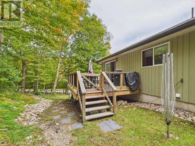 1 CRESTVIEW DRIVE, Huntsville, Ontario, P1H1S8