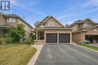 2097 STORNOWAY STREET Oshawa (Kedron) Ontario photo 2