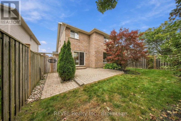 2097 STORNOWAY STREET, Oshawa (Kedron), Ontario, L1L1C3