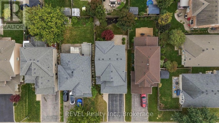 2097 STORNOWAY STREET, Oshawa (Kedron), Ontario, L1L1C3