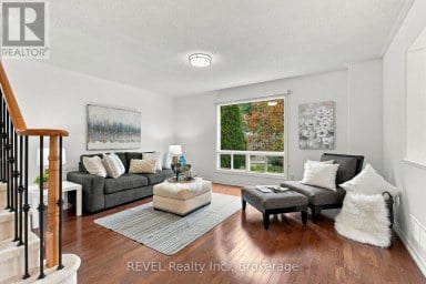 2097 STORNOWAY STREET Oshawa (Kedron) Ontario photo 9