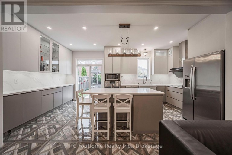 56 PRINCESS DIANA DRIVE, Markham (Cathedraltown), Ontario, L6C0G9