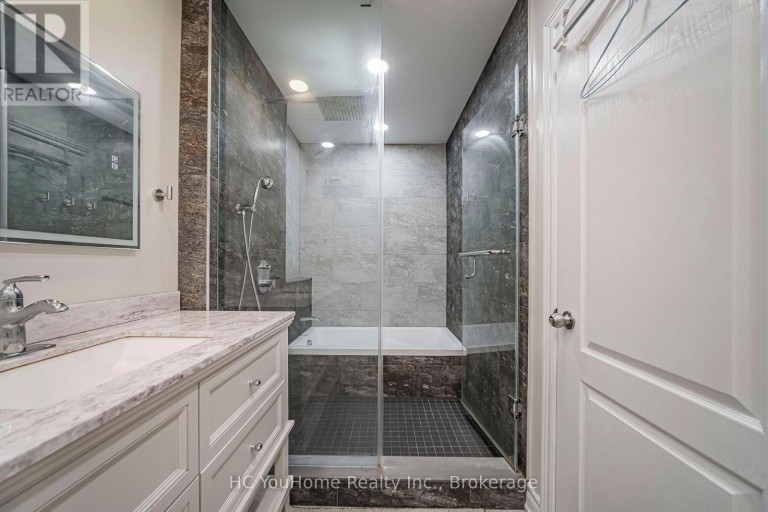56 PRINCESS DIANA DRIVE, Markham (Cathedraltown), Ontario, L6C0G9