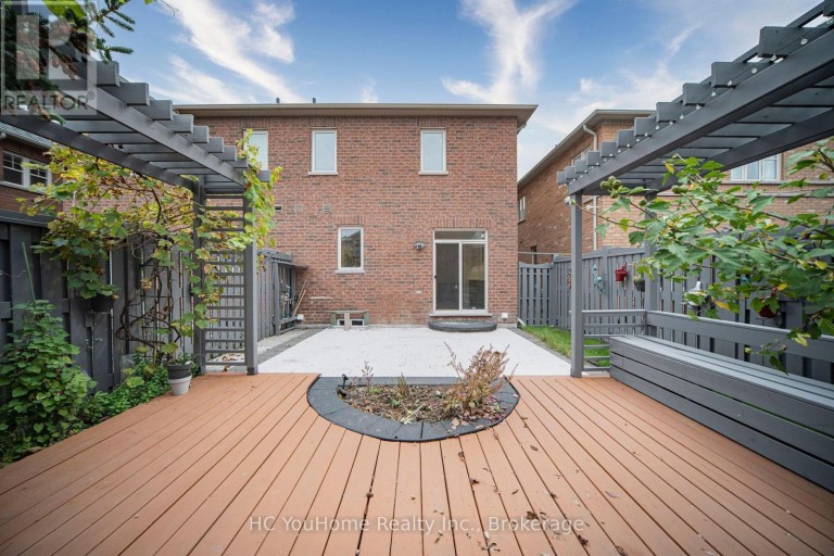56 PRINCESS DIANA DRIVE, Markham (Cathedraltown), Ontario, L6C0G9