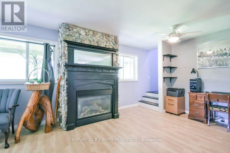 12 PATRICIA DRIVE, Ramara (Atherley), Ontario, L3V6N1
