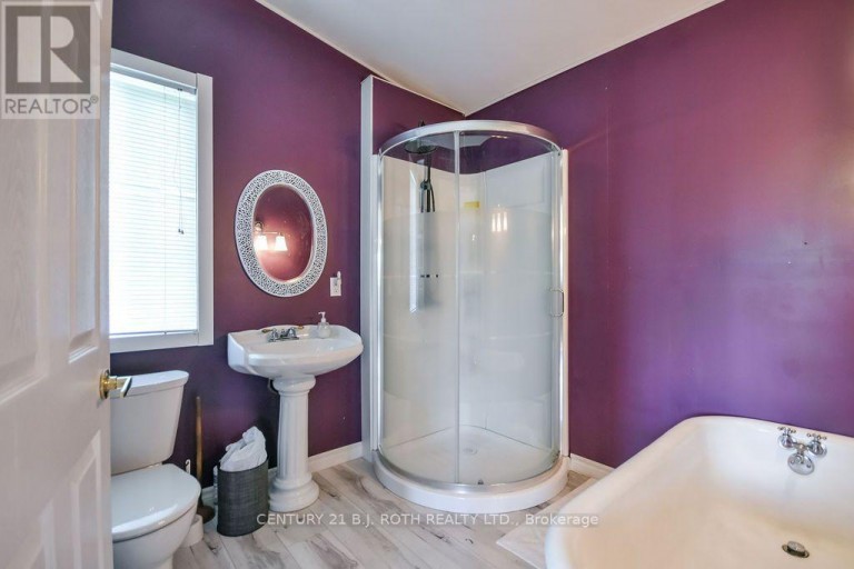 12 PATRICIA DRIVE, Ramara (Atherley), Ontario, L3V6N1